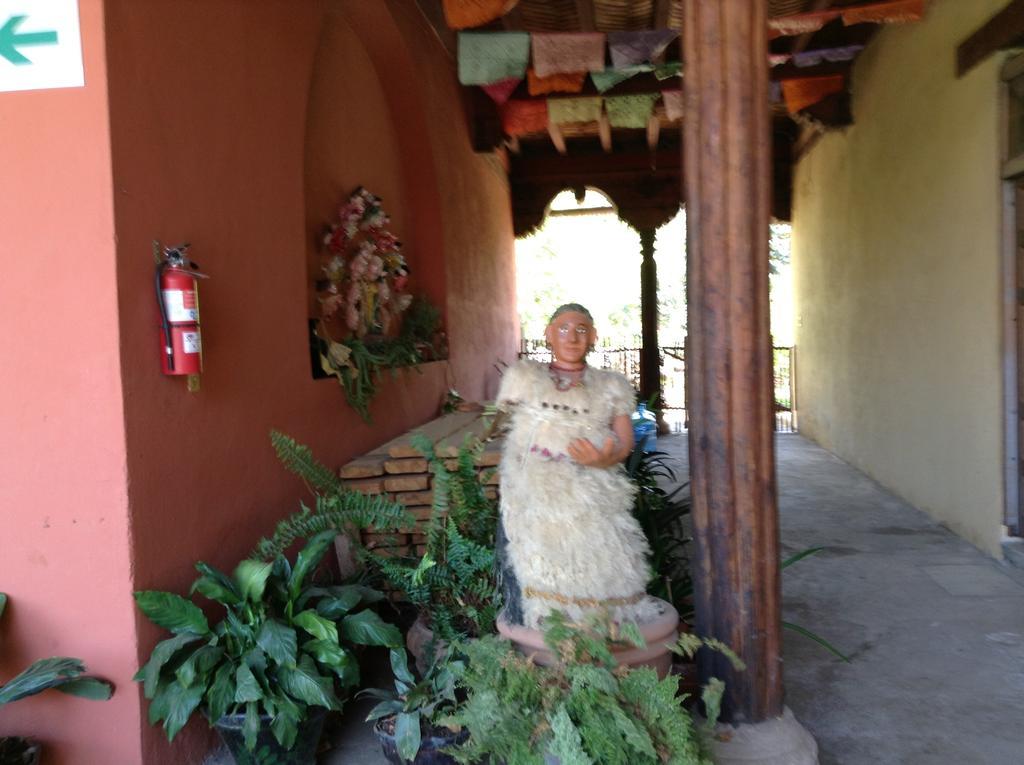Hotel Meson de San Antonio à Pátzcuaro Extérieur photo