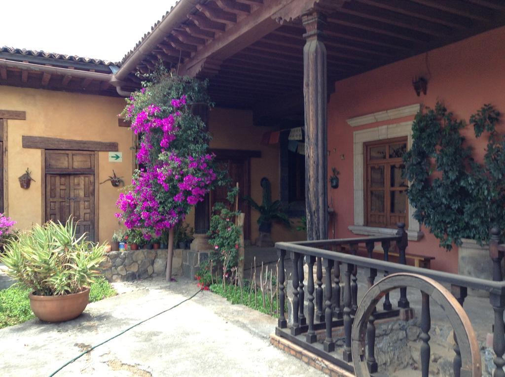 Hotel Meson de San Antonio à Pátzcuaro Extérieur photo