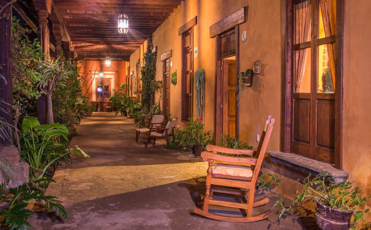 Hotel Meson de San Antonio à Pátzcuaro Extérieur photo