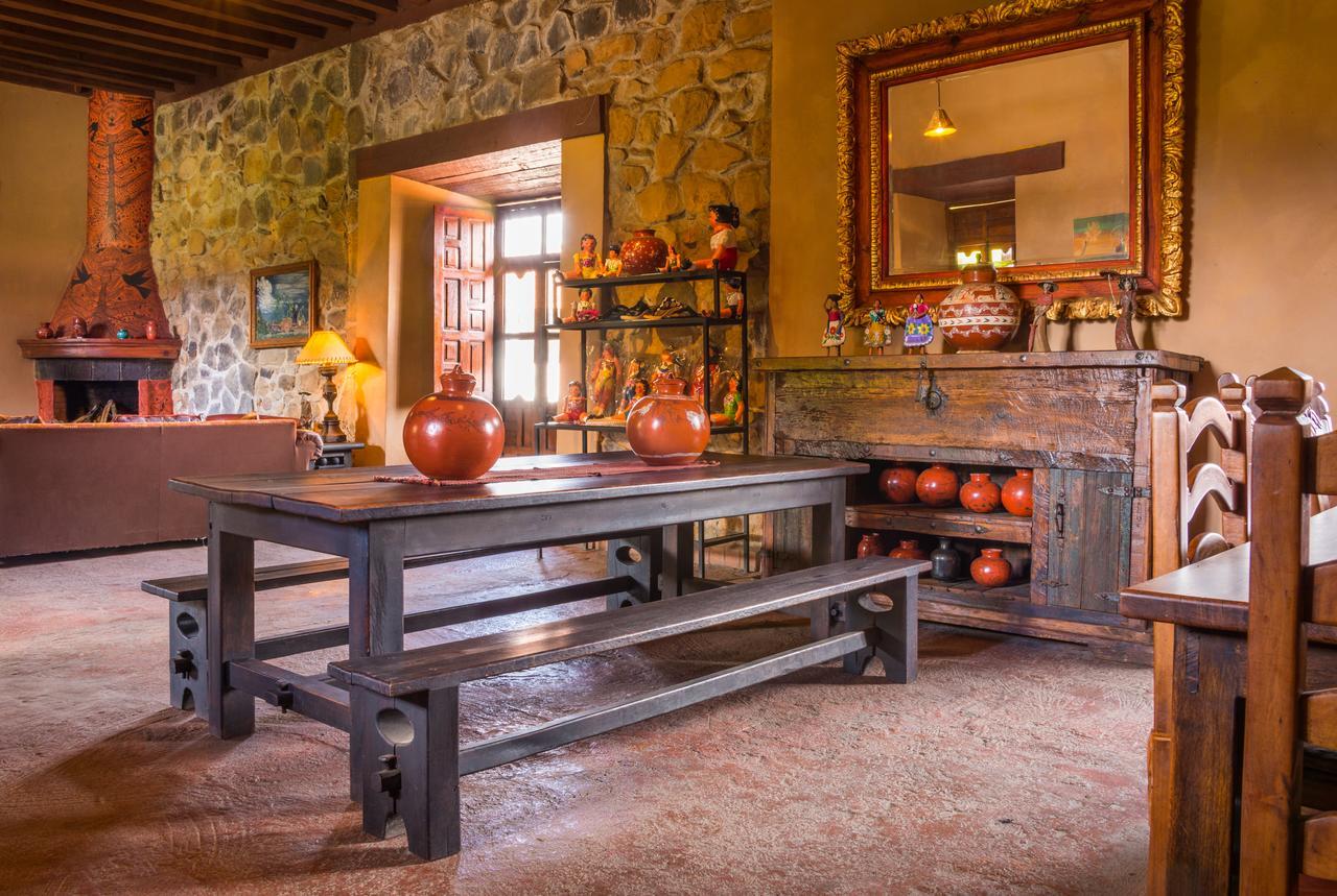 Hotel Meson de San Antonio à Pátzcuaro Extérieur photo