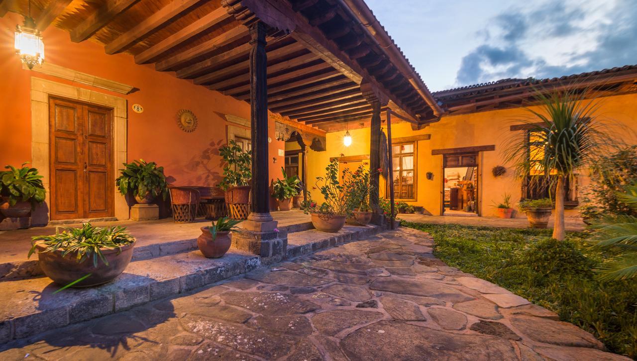 Hotel Meson de San Antonio à Pátzcuaro Extérieur photo