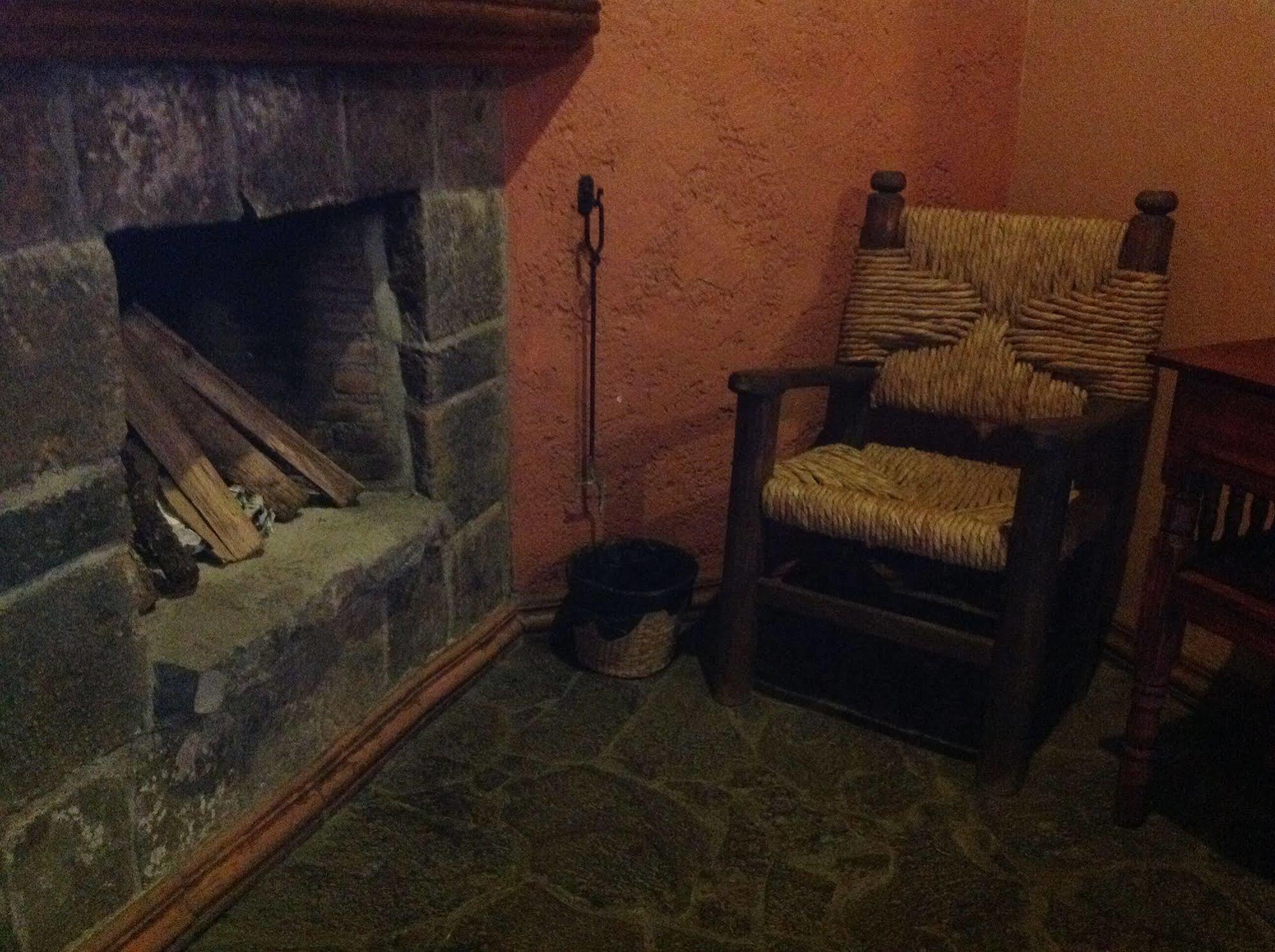Hotel Meson de San Antonio à Pátzcuaro Extérieur photo